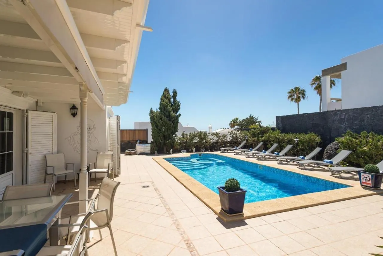 Villa Alki By Buenavilla Puerto del Carmen  Spain